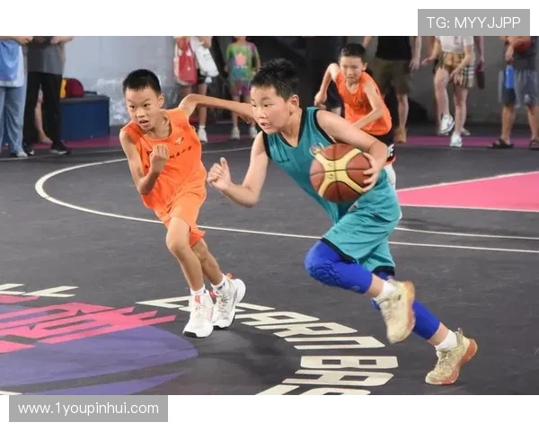 成都篮球队的默契配合与战术分析探索球队成长之路