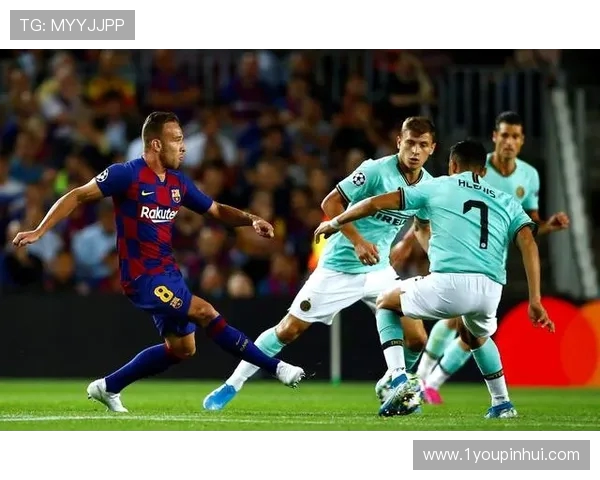 尤文图斯与巴萨激战1209再现经典对决引发球迷热议